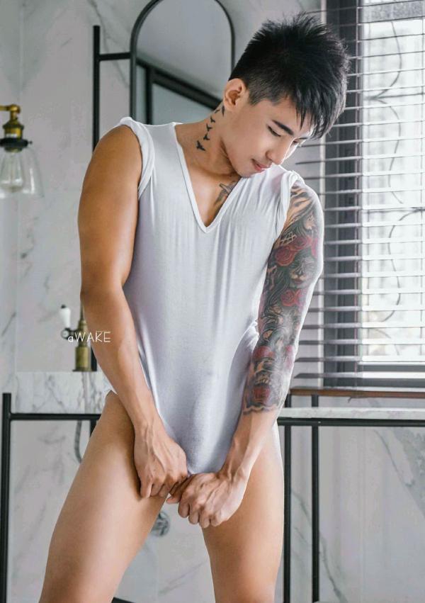 AWAKE-Issue-07--KoKo